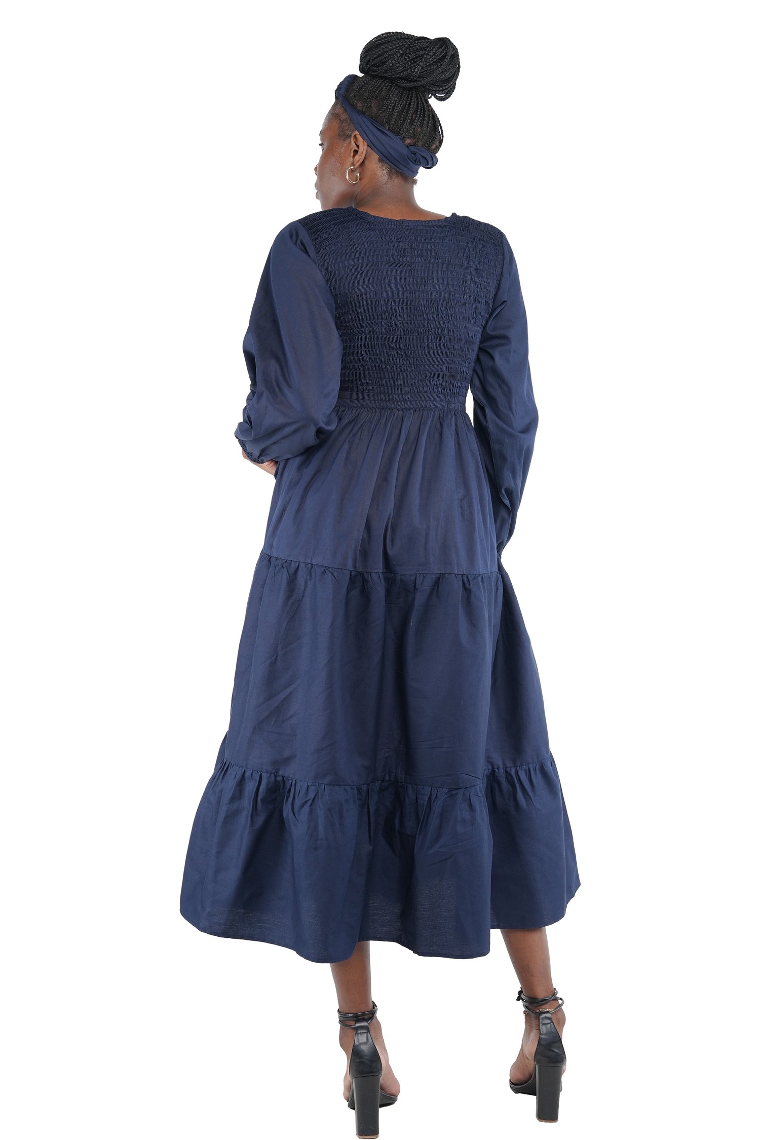 African smocked maxi tiered dress with long sleeves and headwrap
Cotton V-neck African maxi dress with pockets
Afrocentric long sleeve tiered dress one size fits most
African dresses for women