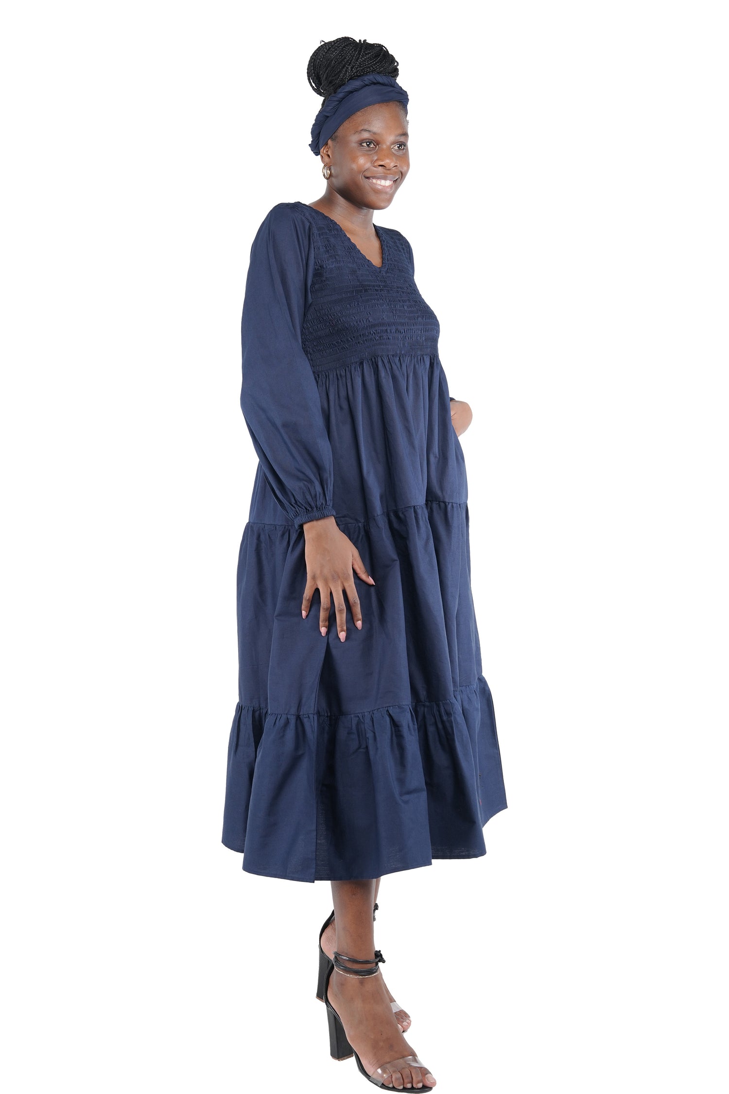 African smocked maxi tiered dress with long sleeves and headwrap
Cotton V-neck African maxi dress with pockets
Afrocentric long sleeve tiered dress one size fits most
African dresses for women