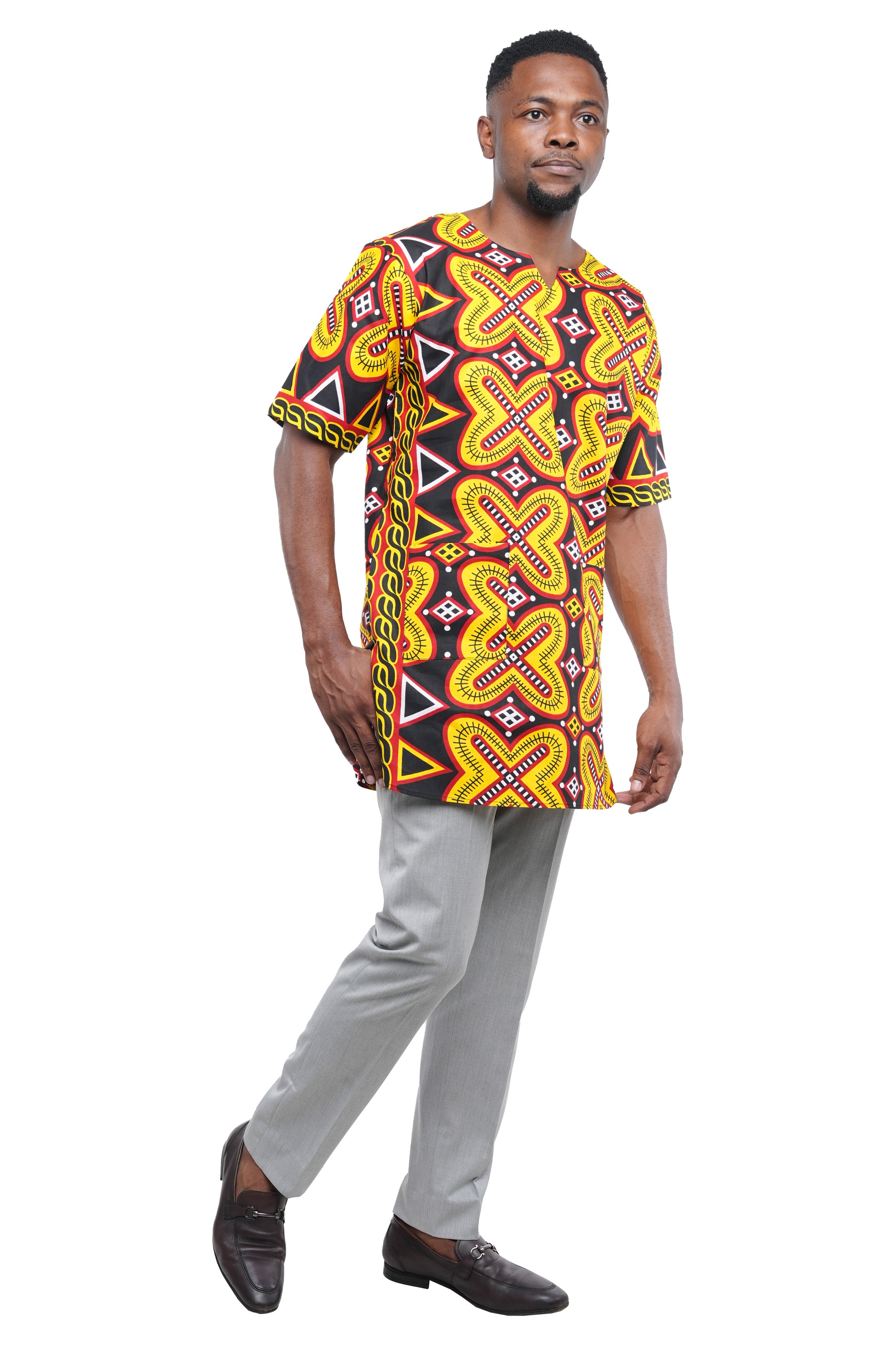 African men’s cotton top with two pockets short sleeve traditional shirt