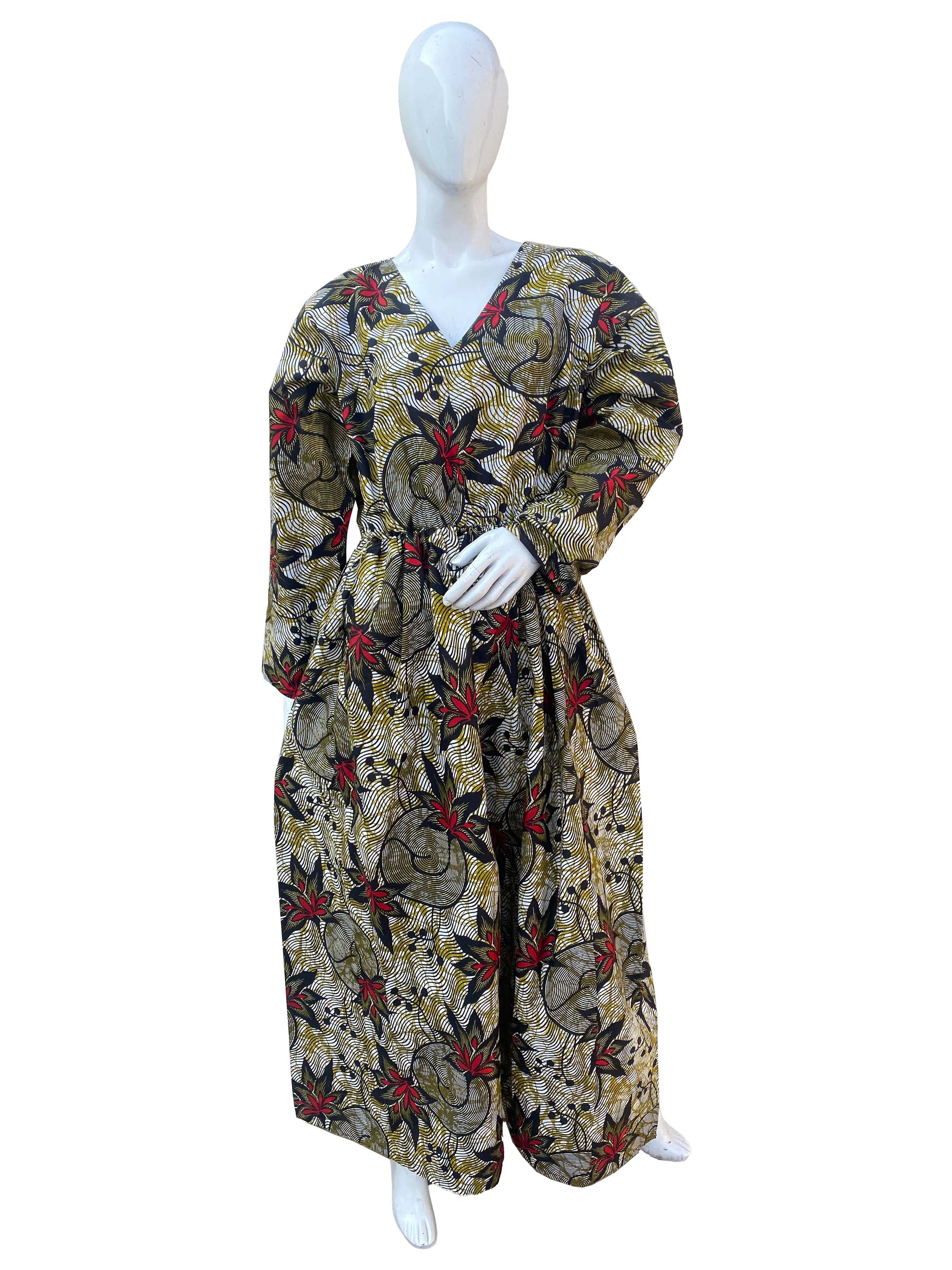 African long maxi dress with headwrap and back zipper
Cotton floor-length African dress with pockets
Afrocentric one-size maxi dress in 100% cotton
African dresses for women