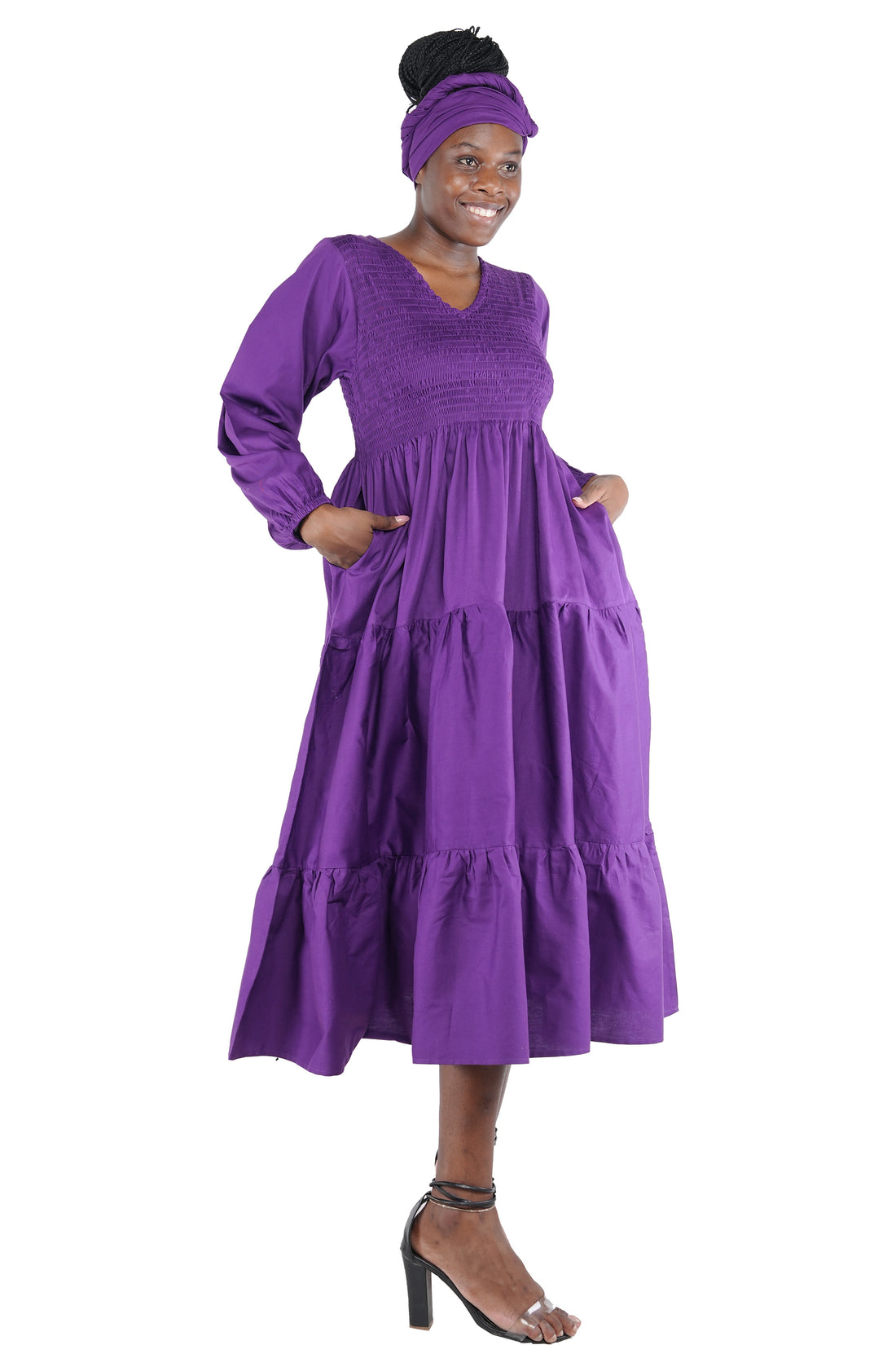 African smocked maxi tiered dress with long sleeves and headwrap
Cotton V-neck African maxi dress with pockets
Afrocentric long sleeve tiered dress one size fits most
African dresses for women