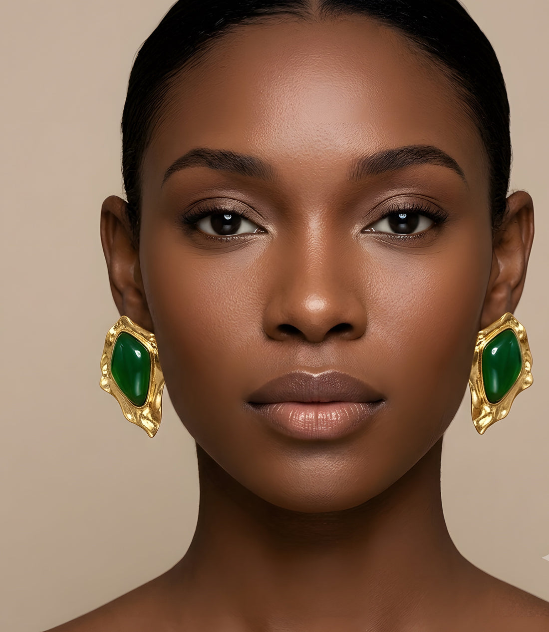 Vintage Resin Stud Gold Earring | Three Colors