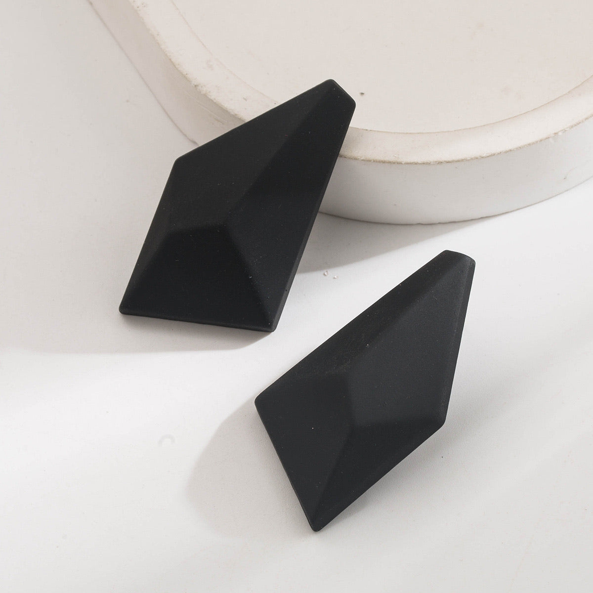 Black High End Alloy Irregular Geometric Earrings