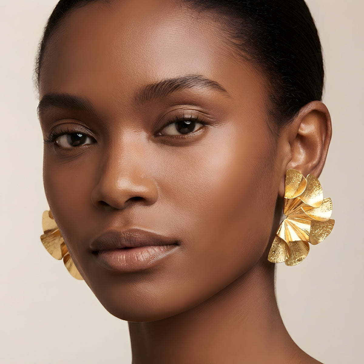 Exaggerated Flower Shape Statement Earrings