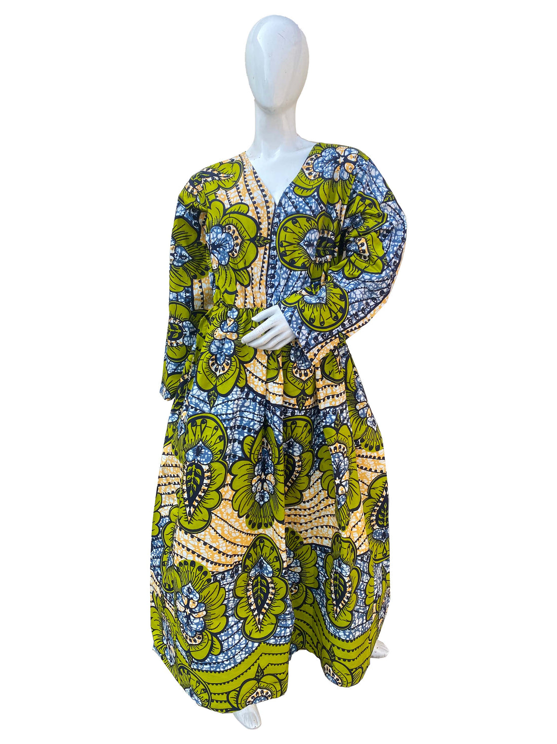 African long maxi dress with headwrap and back zipper
Cotton floor-length African dress with pockets
Afrocentric one-size maxi dress in 100% cotton
African dresses for women